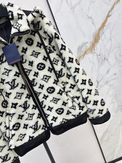 Louis NEW Plush hooded jacket