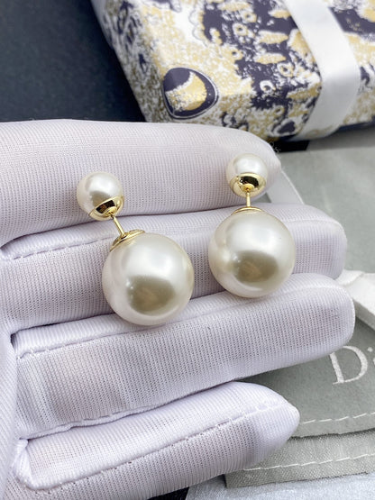 CD New Small and large pearl earrings