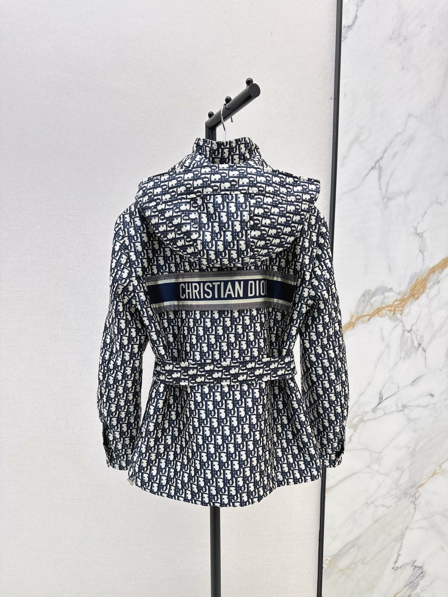 CD NEW Hooded jacket