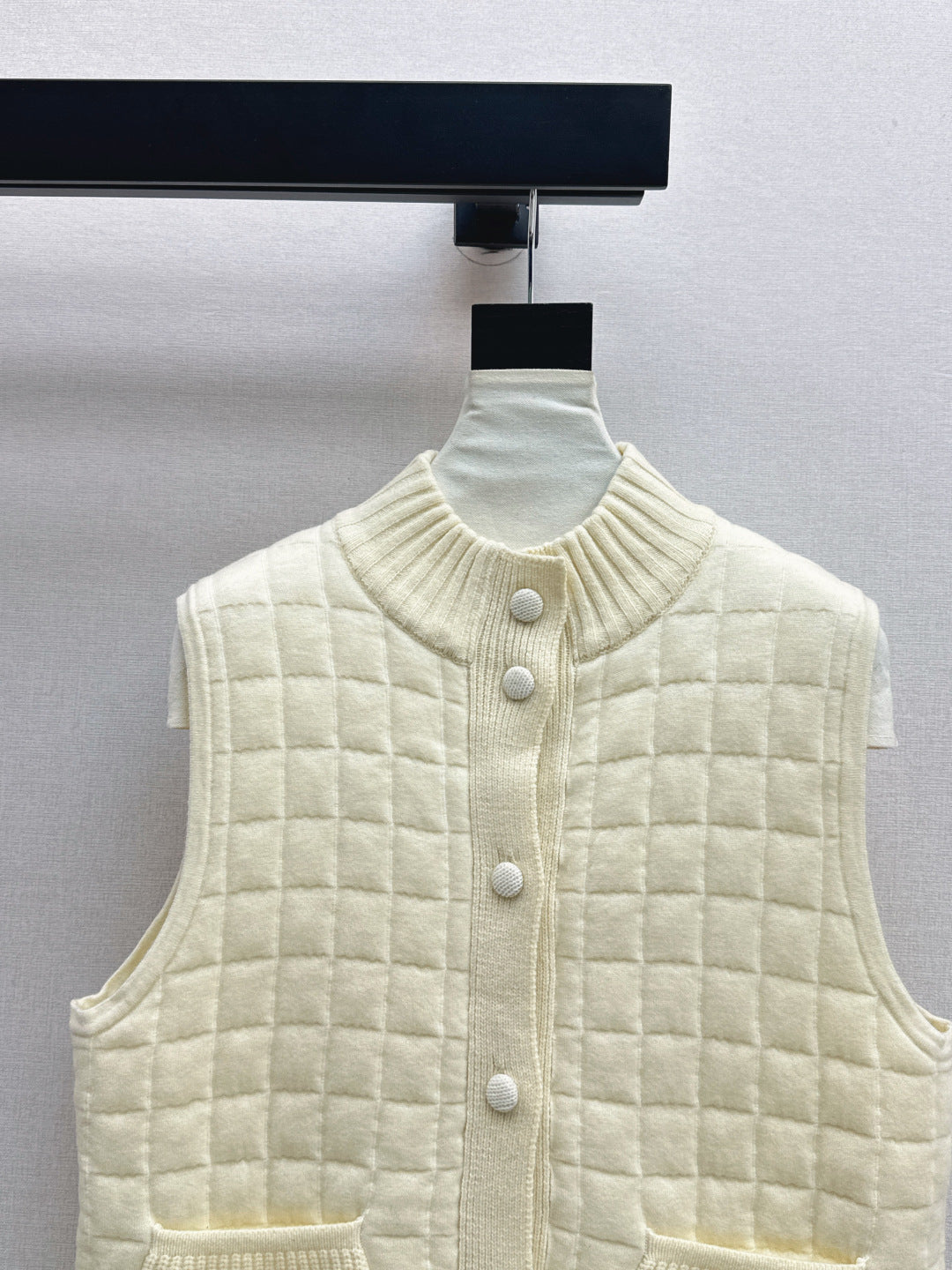 Brune NEW Knitted vest