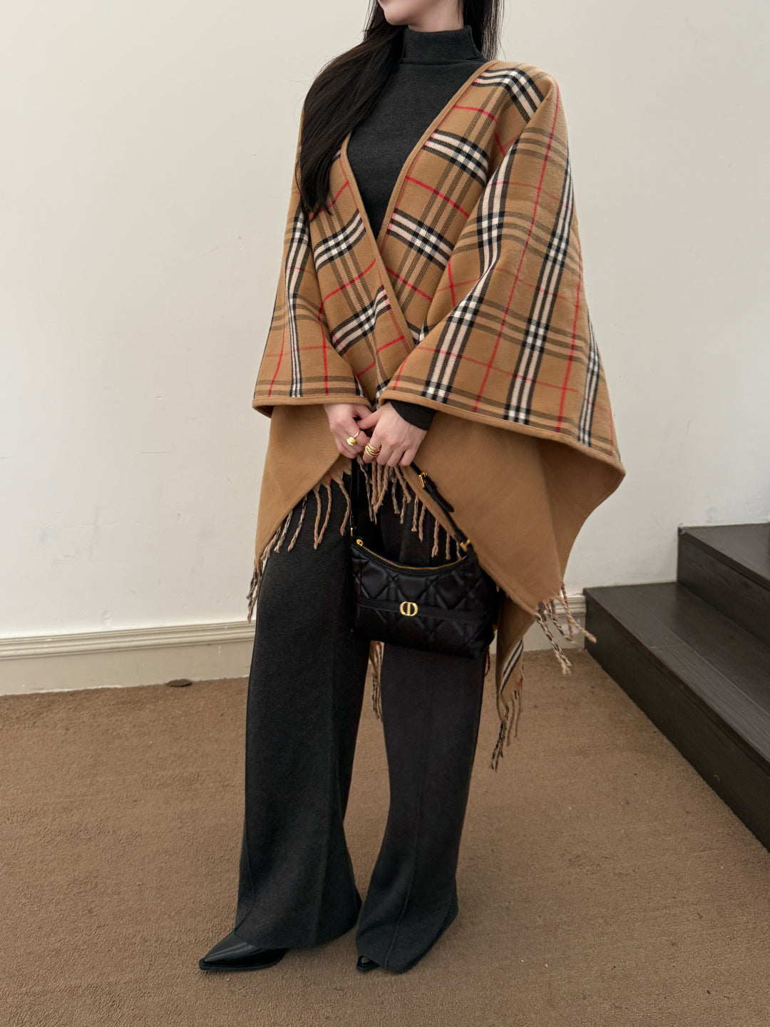 Bur NEW Reversible wool cape