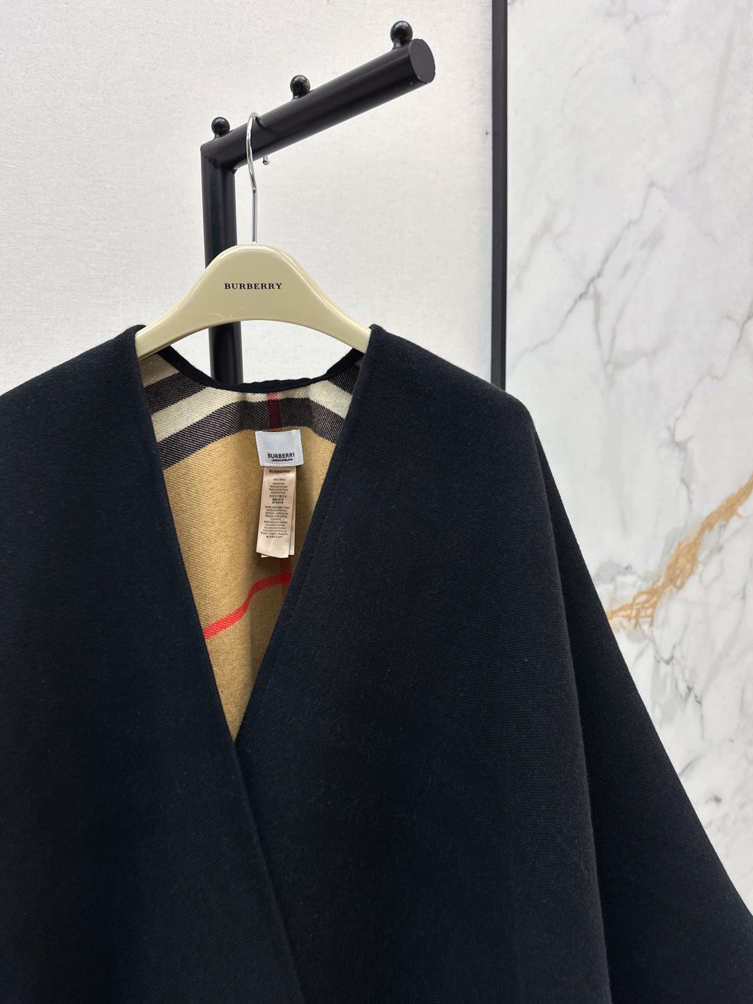 Bur NEW Reversible wool cape