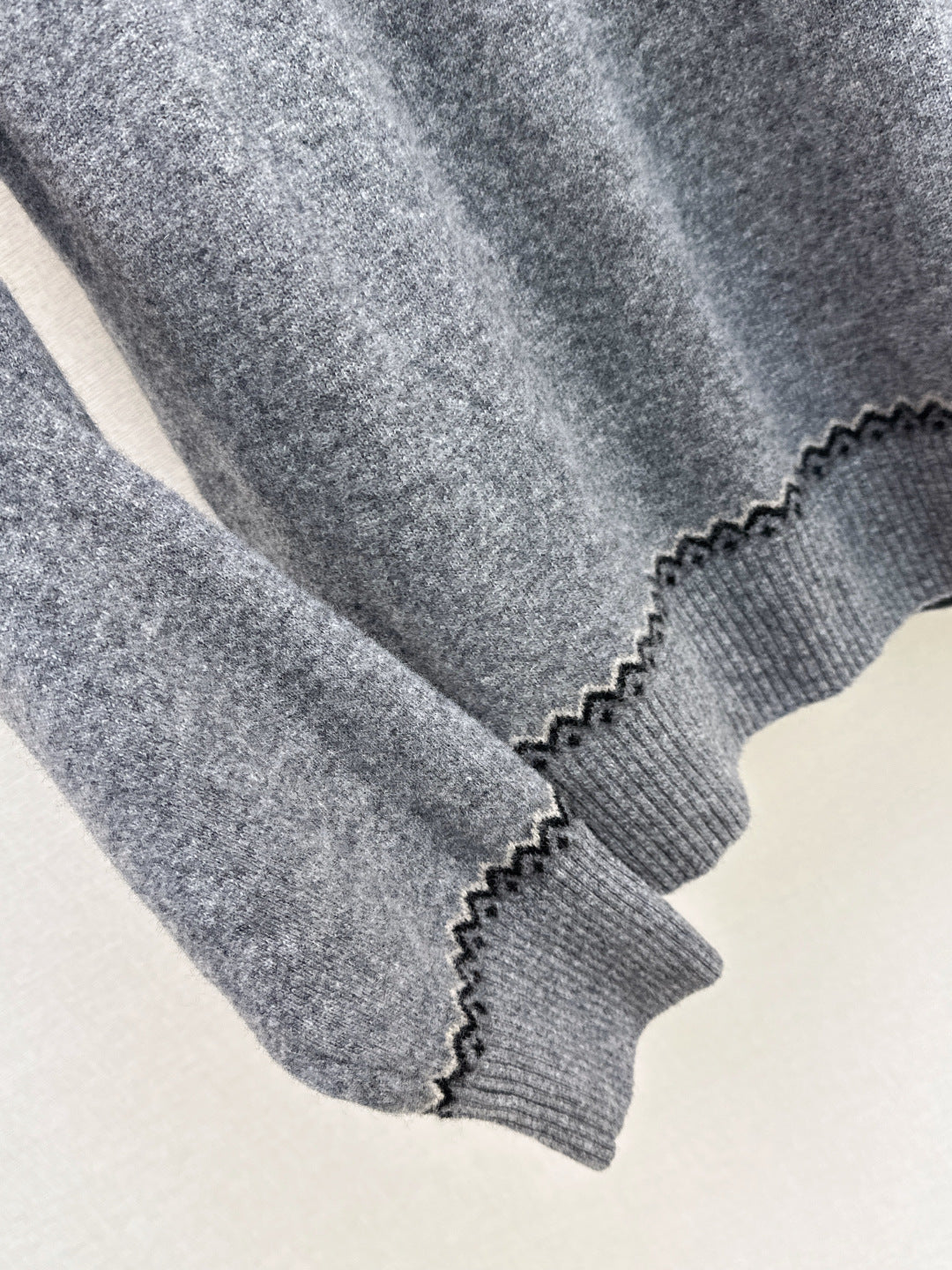 Loro NEW Knitted sweater