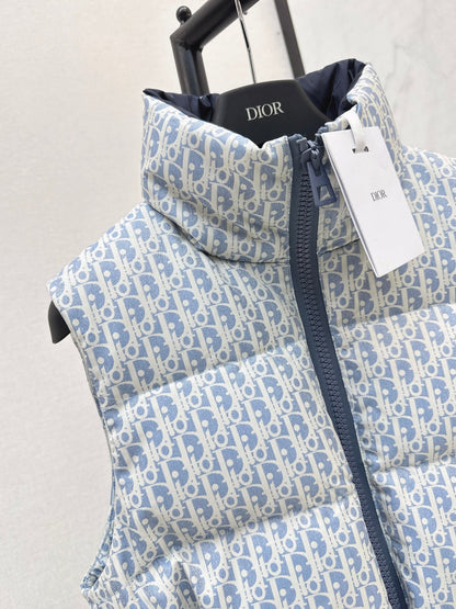 CD NEW Down vest
