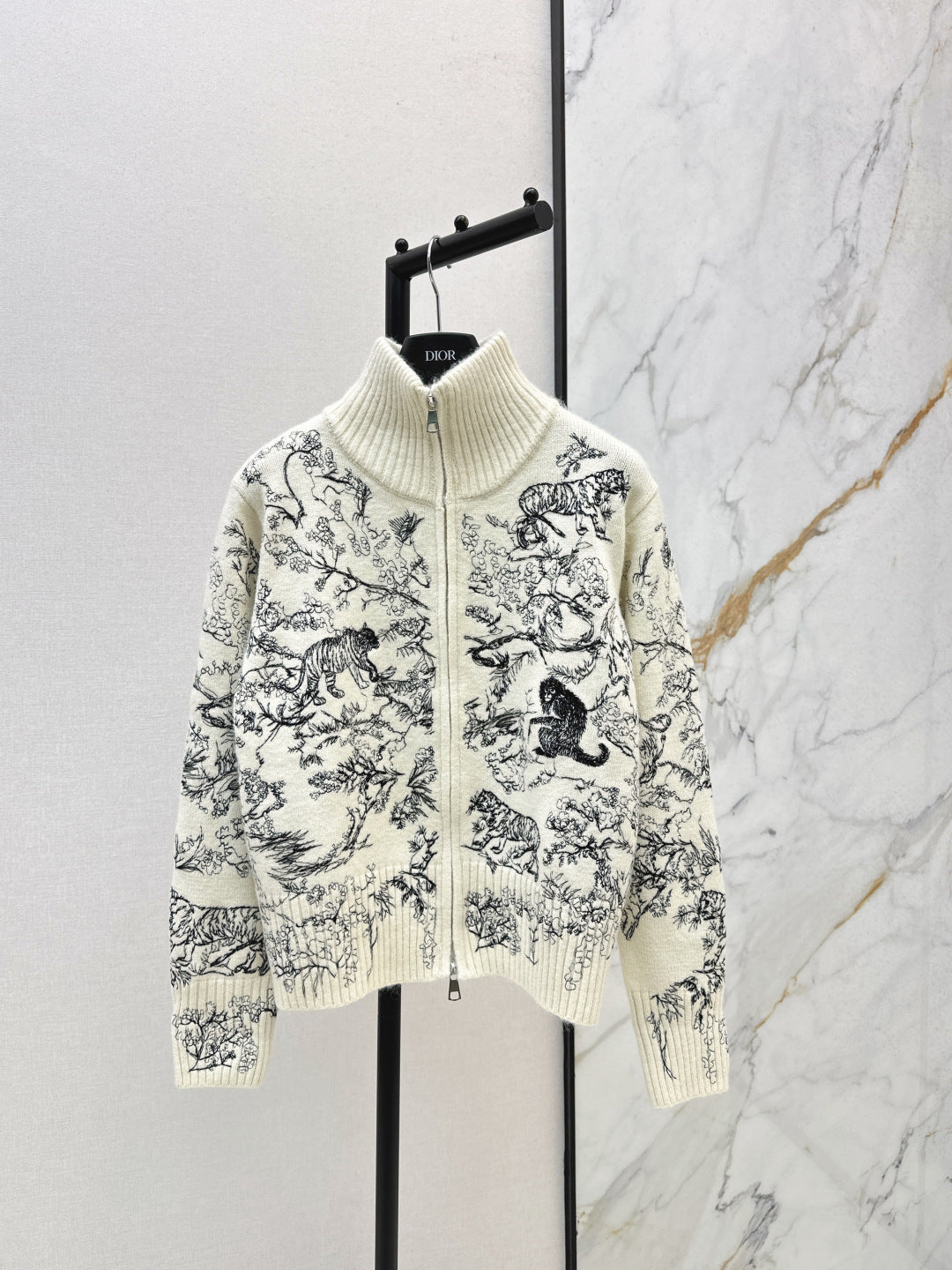CD NEW Knitted zip-up jacket