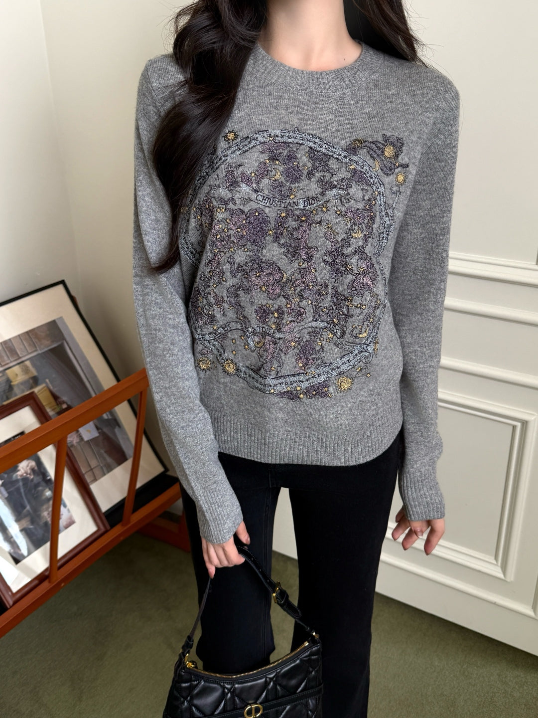 CD NEW Embroidered sweater