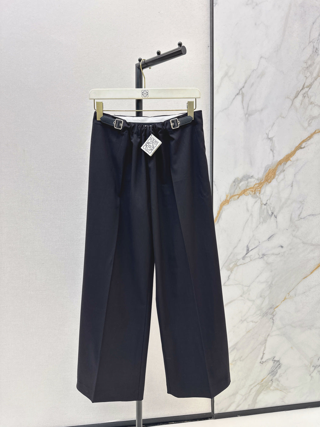 Loe NEW Straight-leg pants