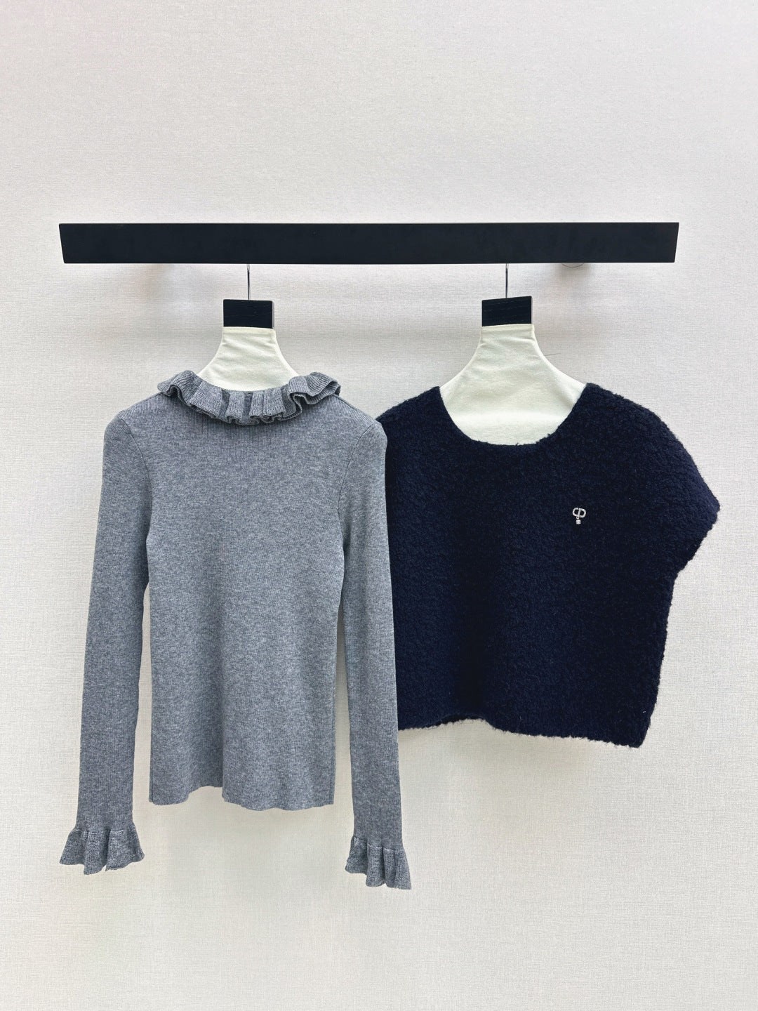 CD NEW Base shirt and vest set