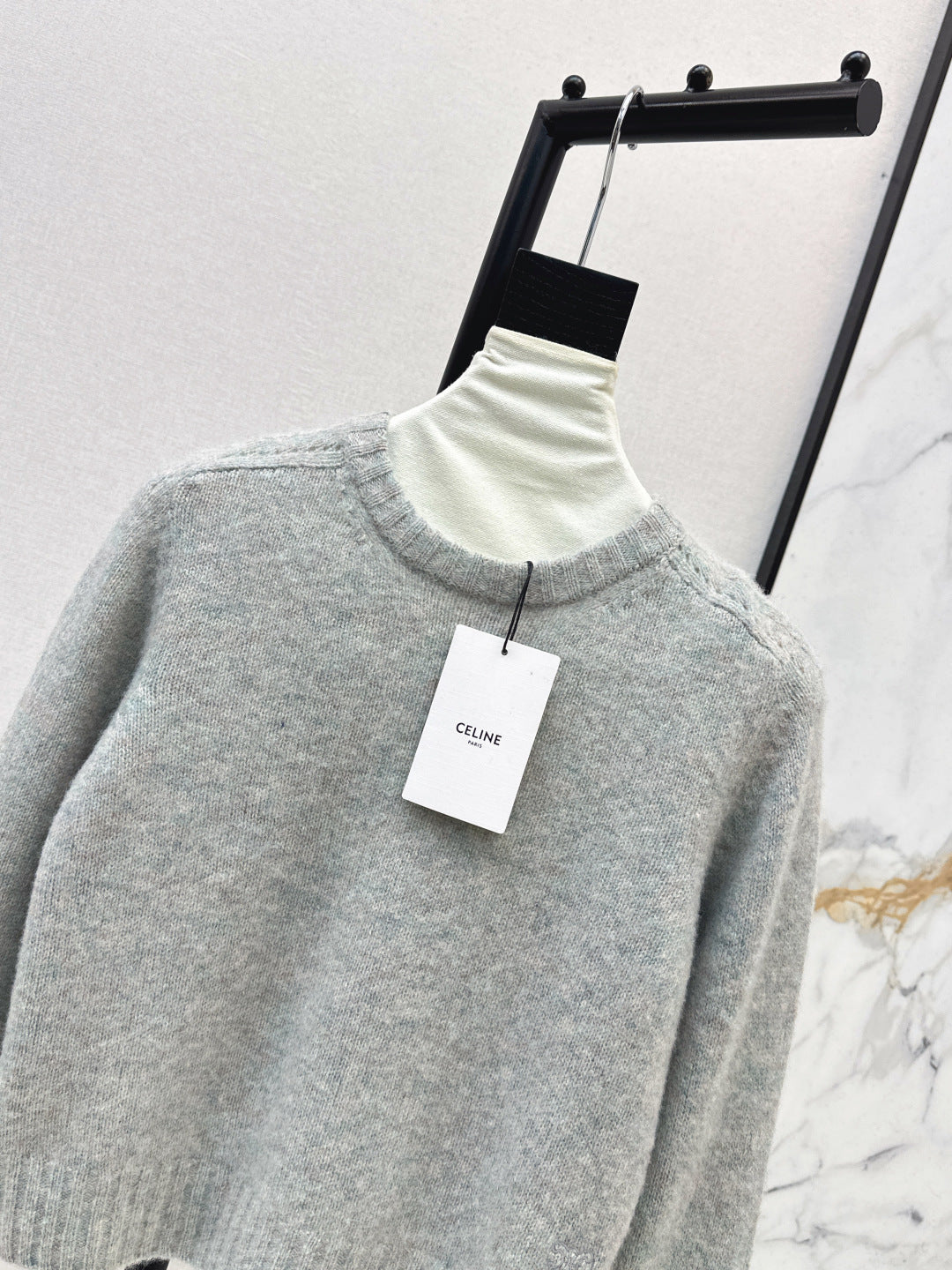 Ce1i NEW wool sweater