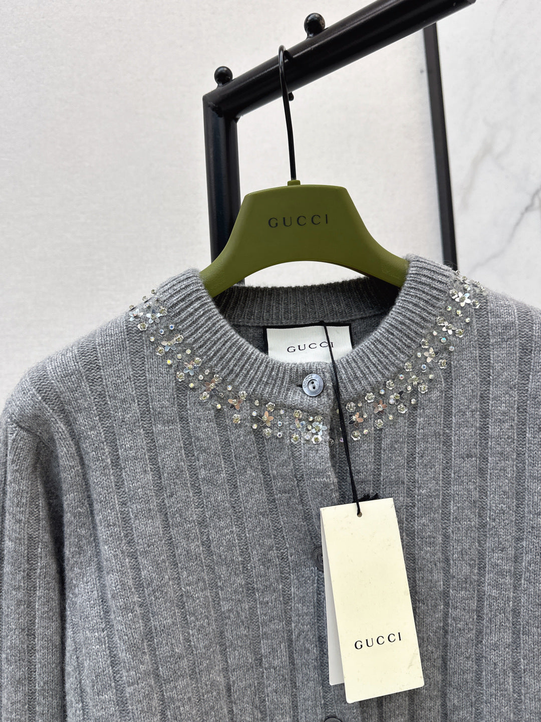 Guc NEW knitted cardigan