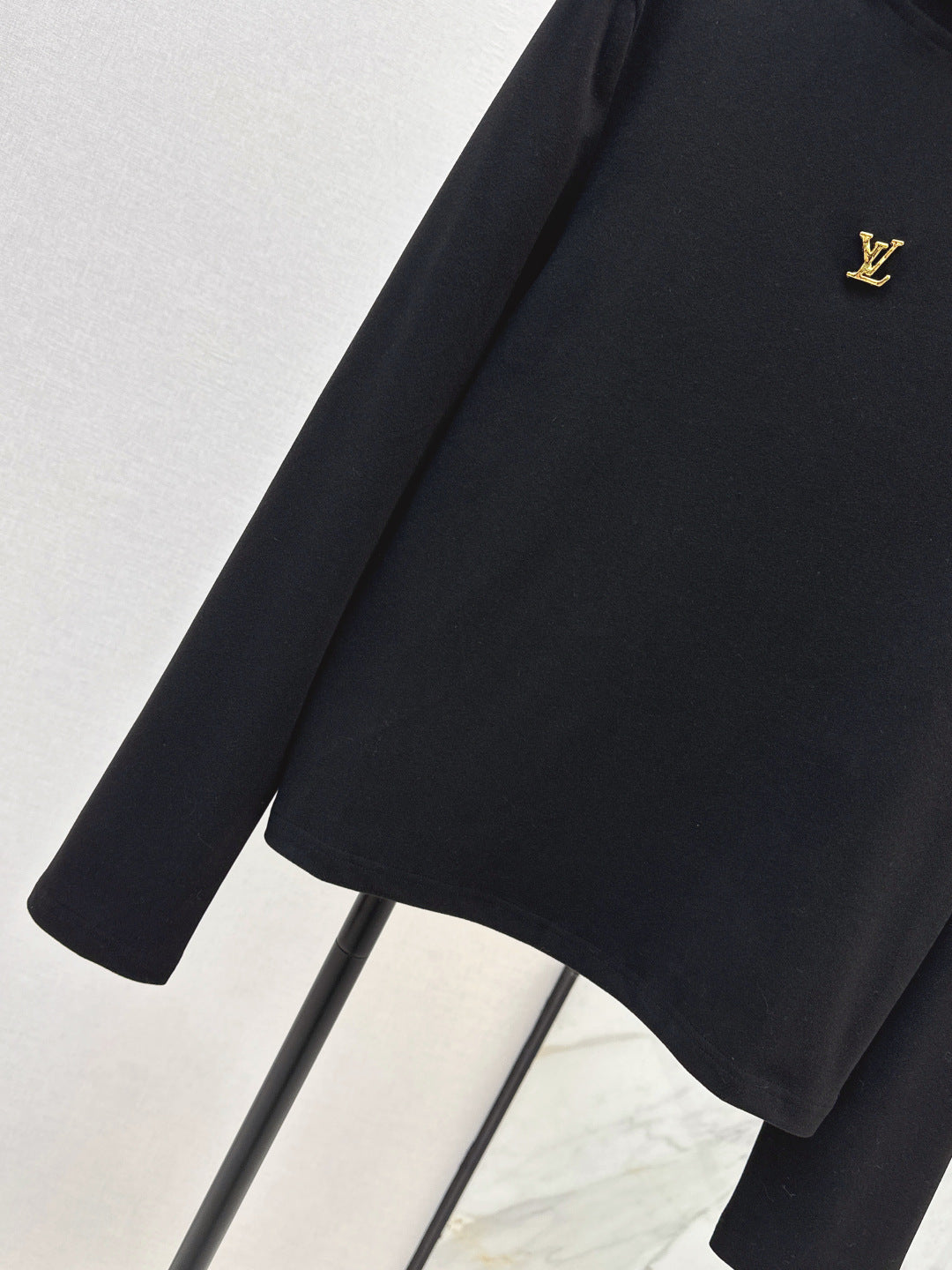 Louis NEW turtleneck shirt