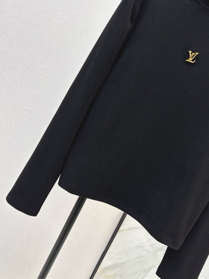 Louis NEW turtleneck shirt