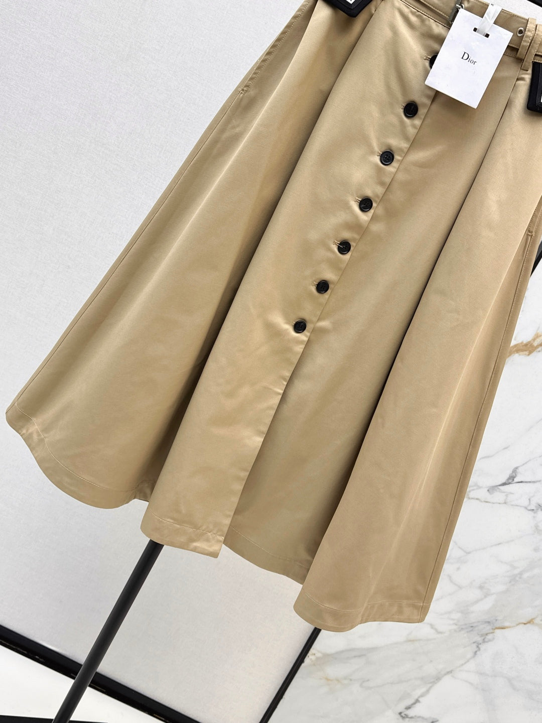 CD NEW Umbrella-shaped skirt