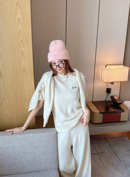 Loro NEW Knitted three-piece set