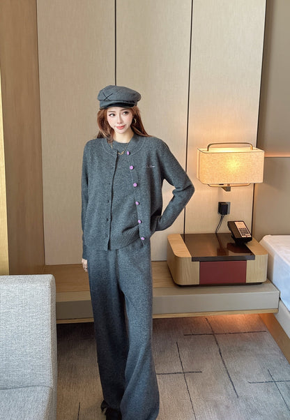 Loro NEW Knitted three-piece set