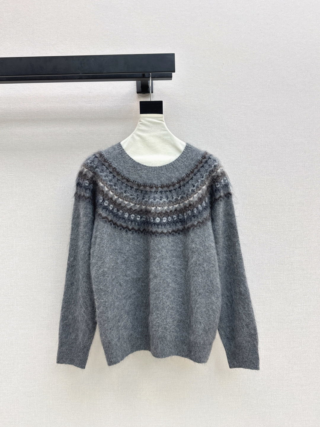 Loro NEW knitted sweater