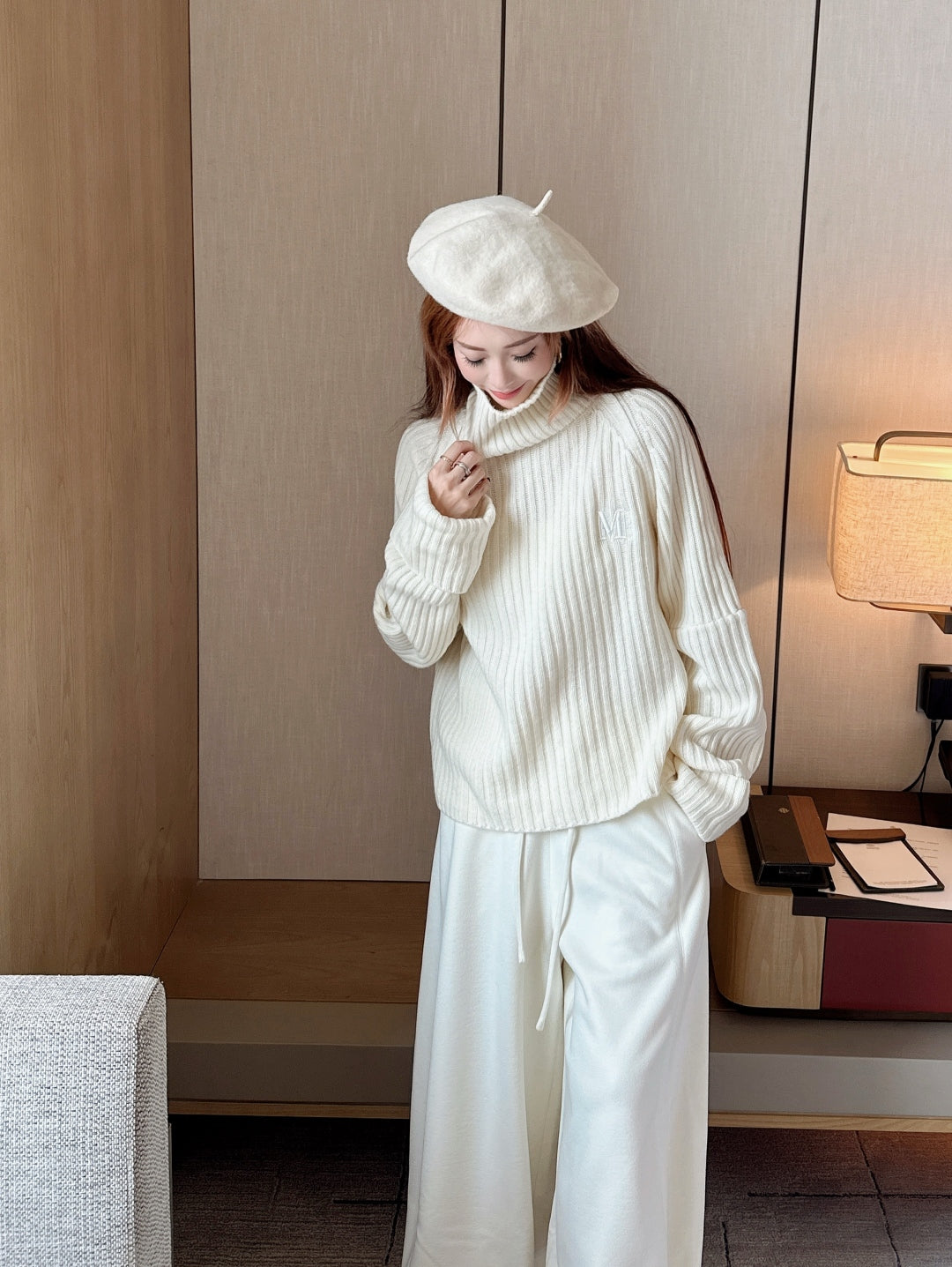 Max NEW turtleneck sweater