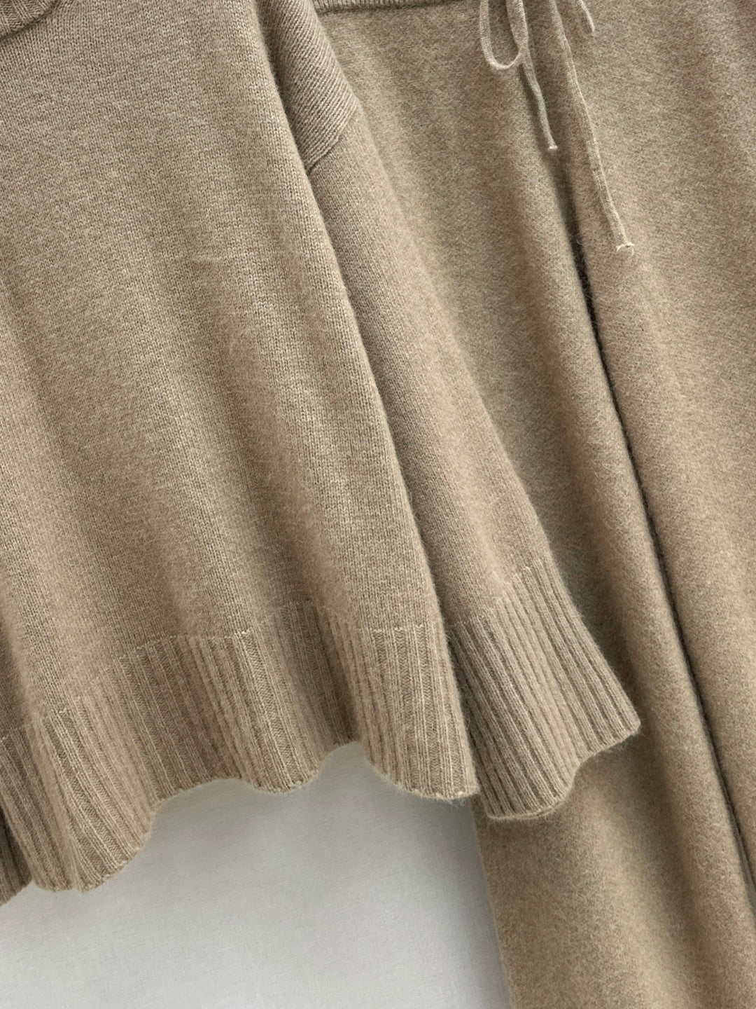 Brun NEW knitted suit