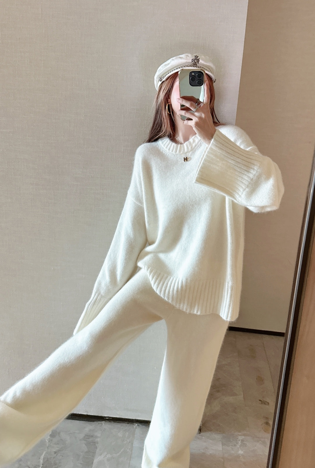 Brun NEW knitted suit