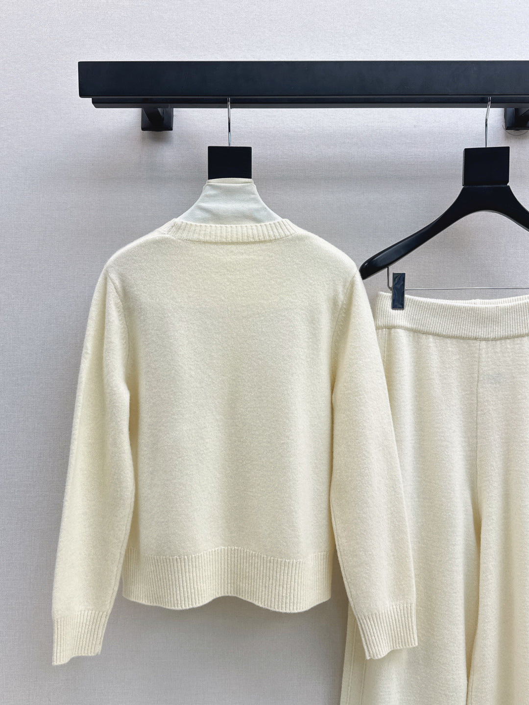 Ral NEW knitted suit