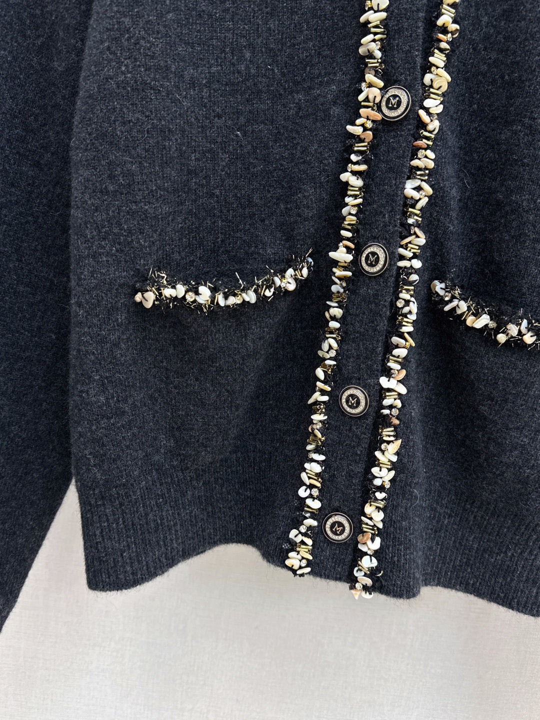 Max NEW V-neck cardigan