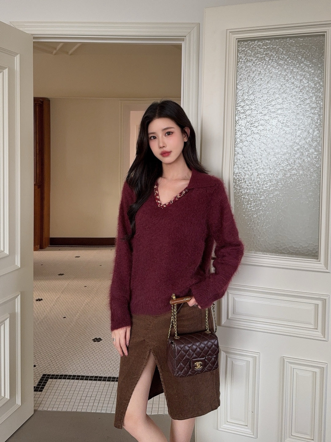 Chan NEW V-neck sweater