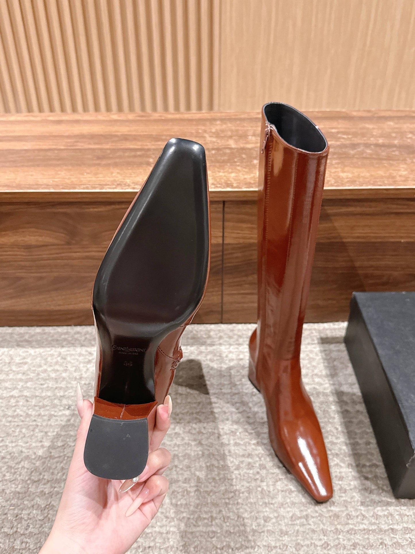 Saint NEW high heel boots