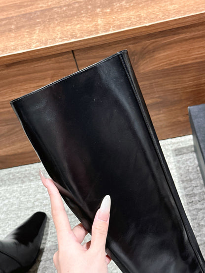 Saint NEW high heel boots