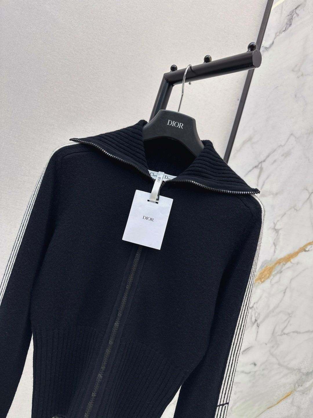 CD NEW cashmere cardigan