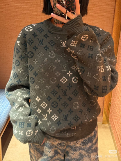 Louis NEW Crew neck sweater