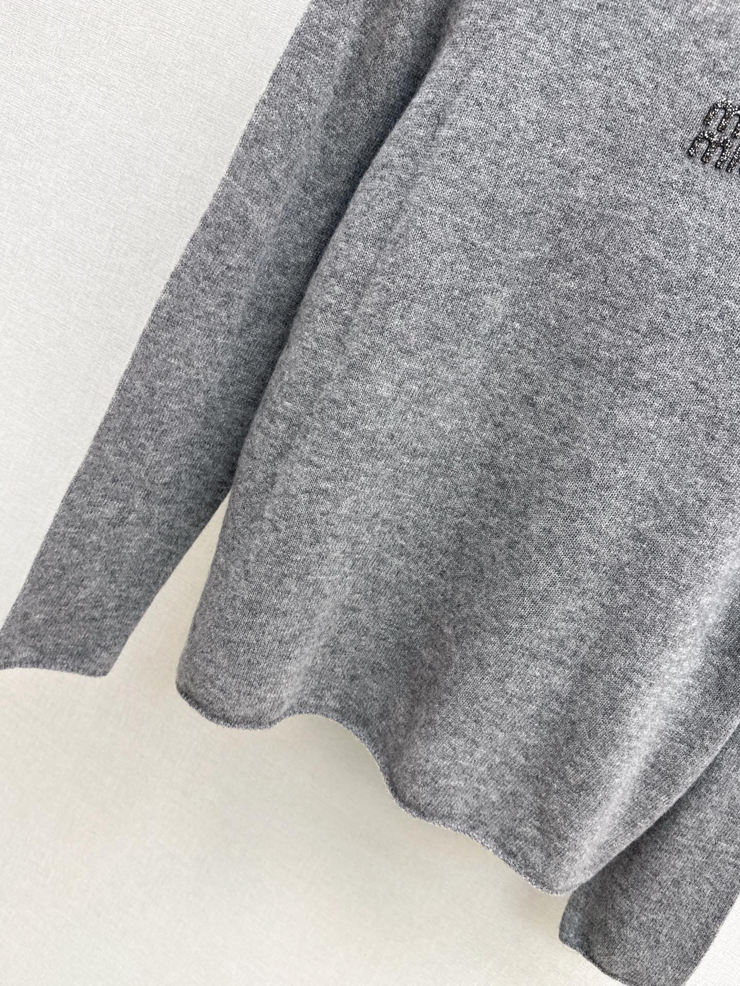 Miu NEW turtleneck base layer