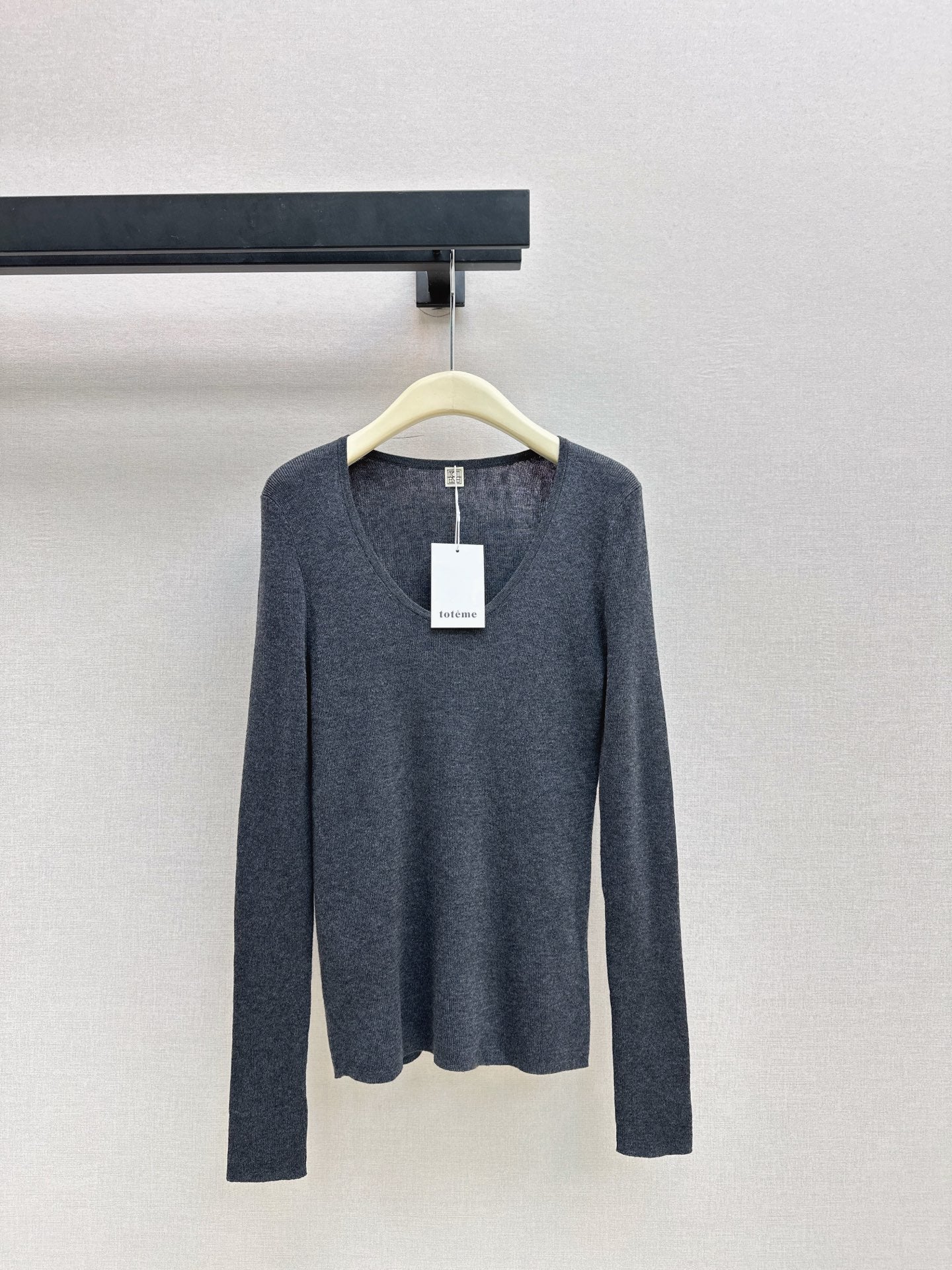 Thom NEW U-neck base layer