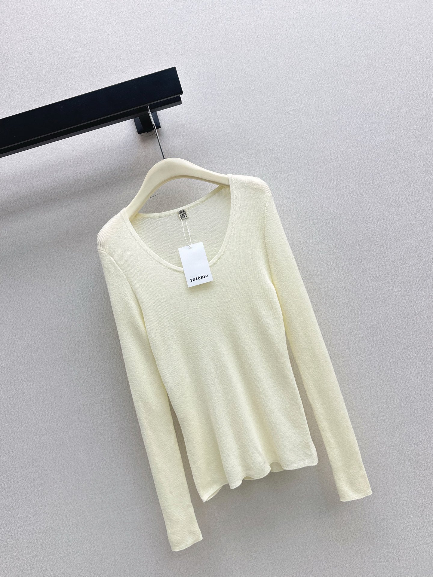 Thom NEW U-neck base layer