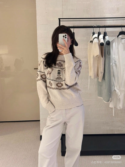 Chan NEW wool sweater