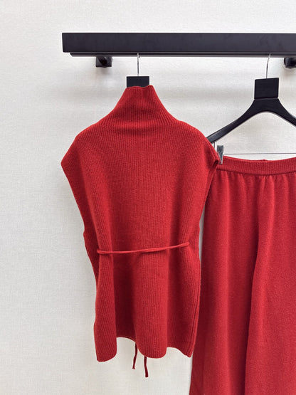 Chan NEW Sleeveless knitted set