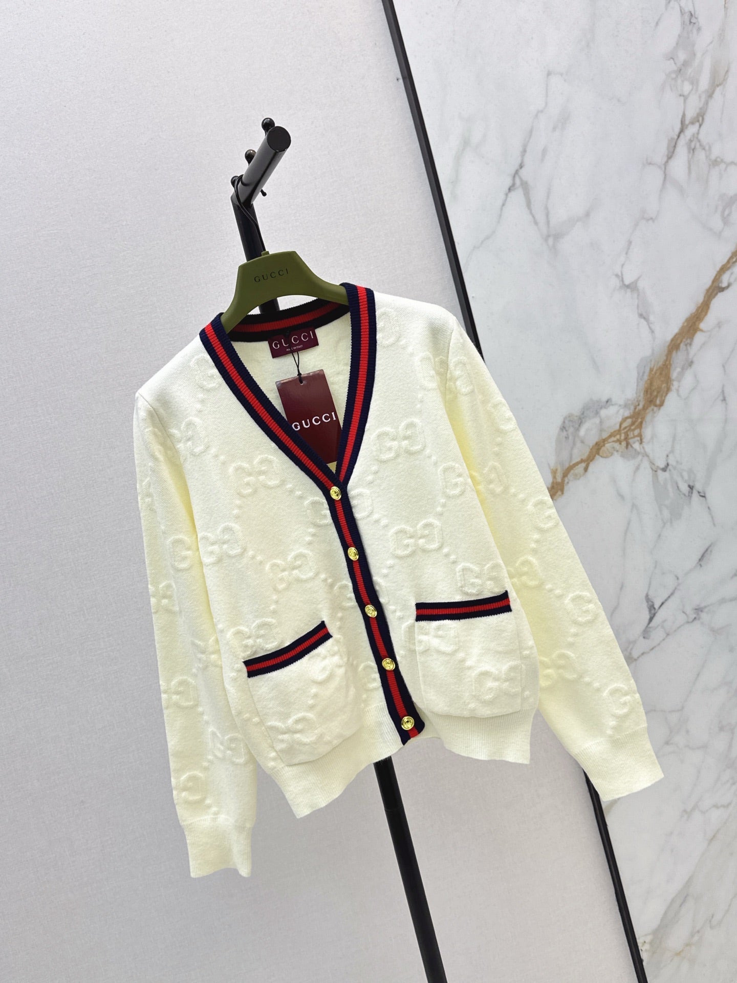 Guc NEW V-neck cardigan