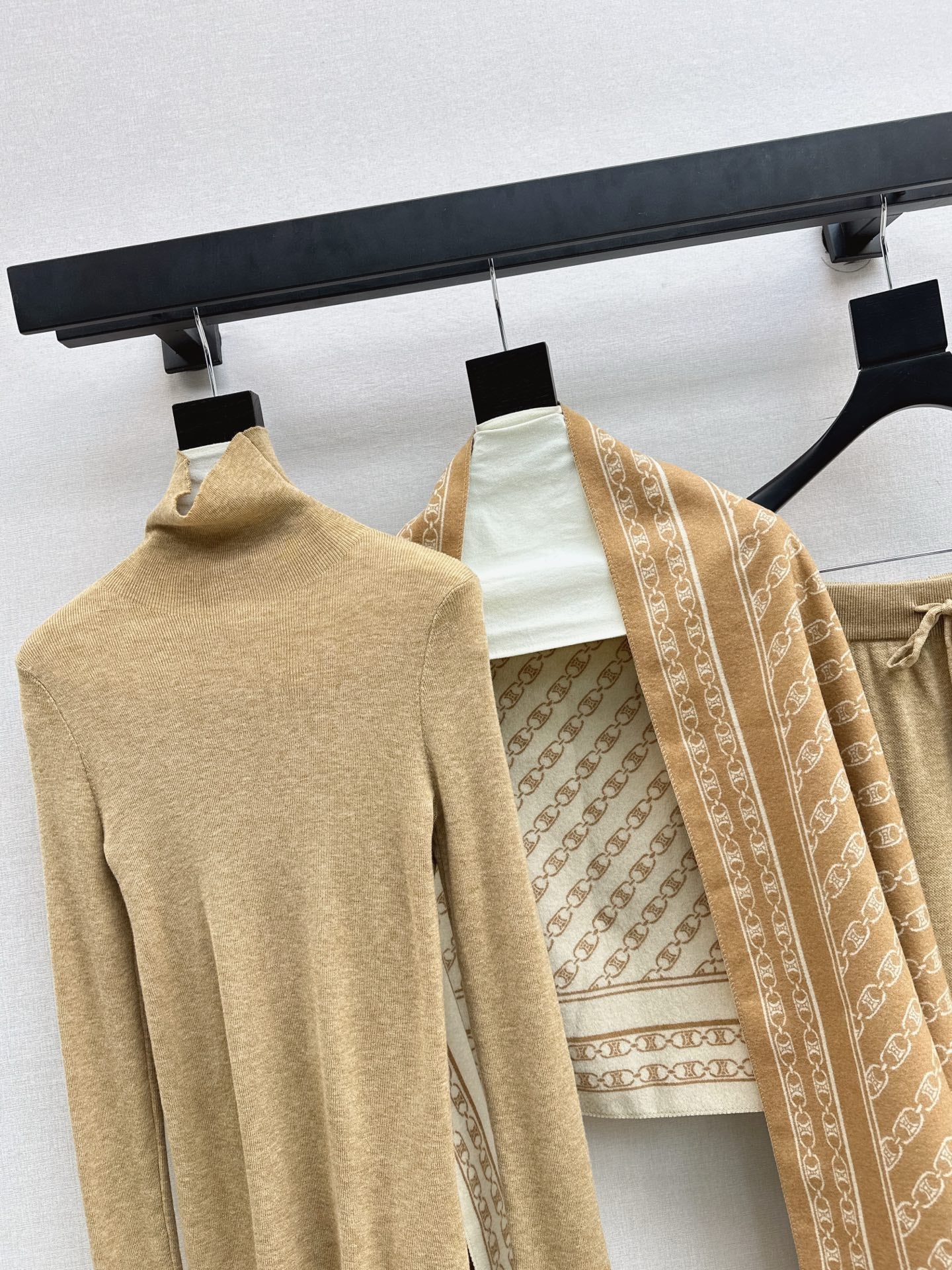 Ce1i NEW Knitted three-piece set