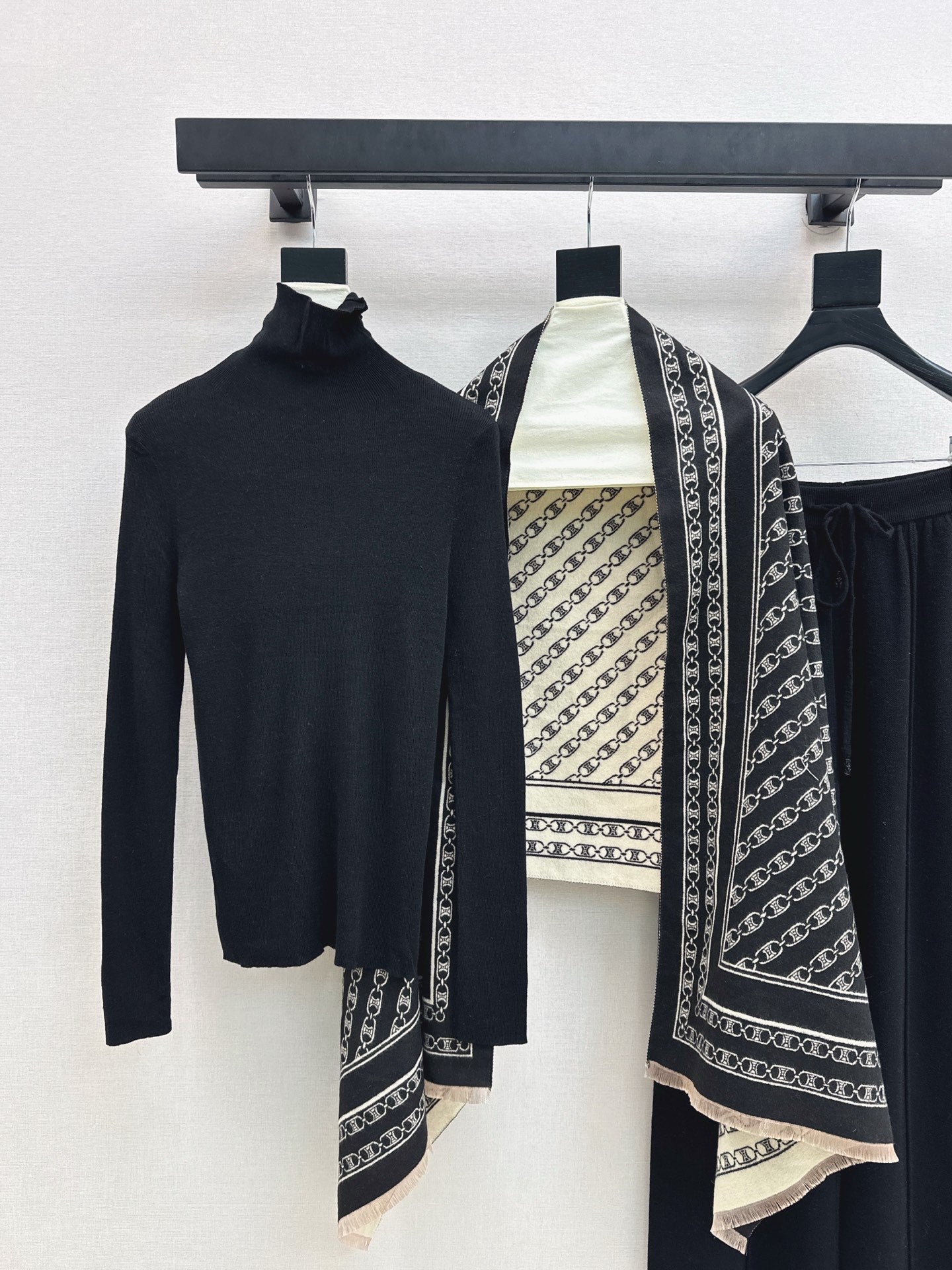 Ce1i NEW Knitted three-piece set