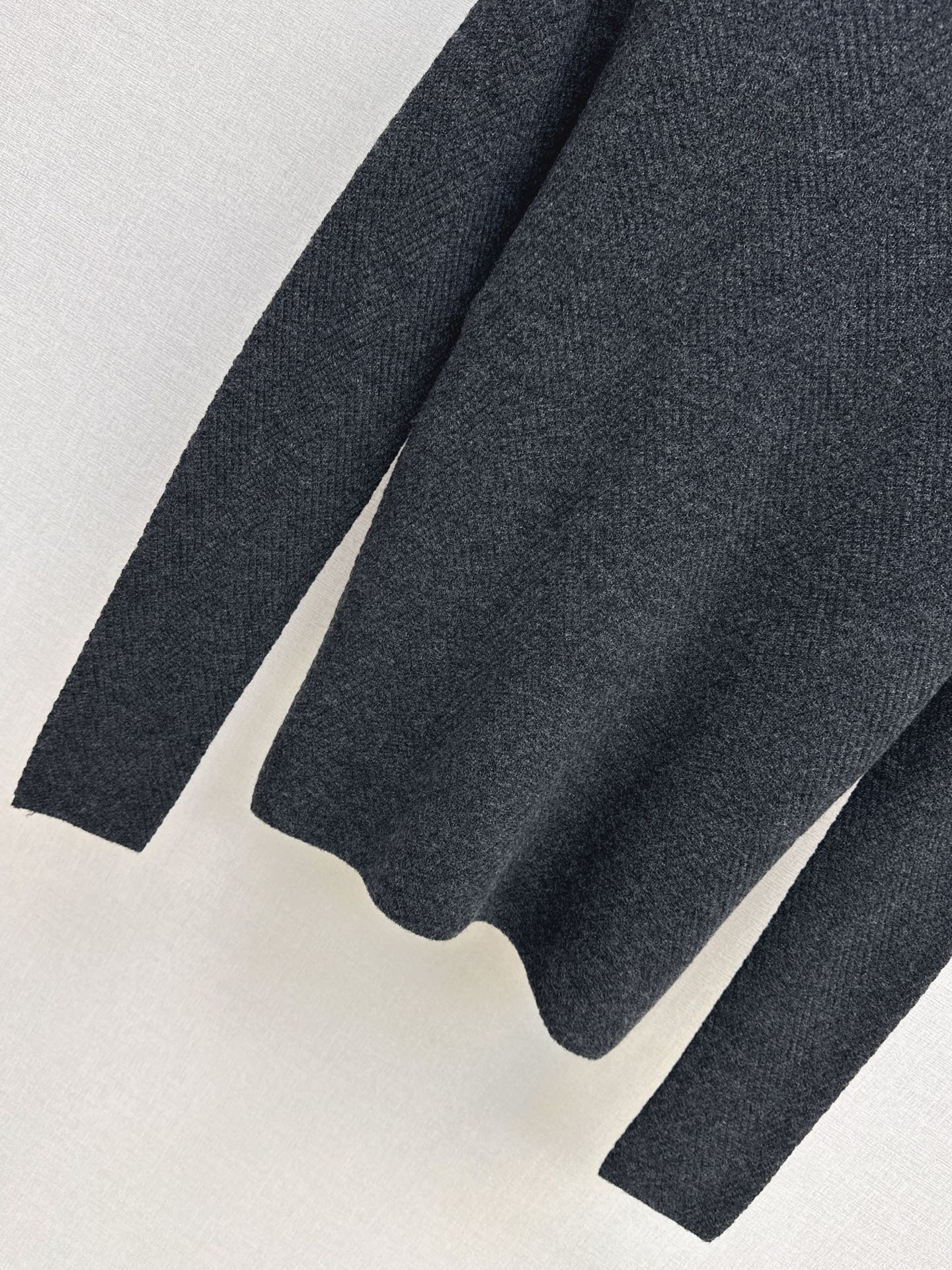 Loro NEW turtleneck base layer