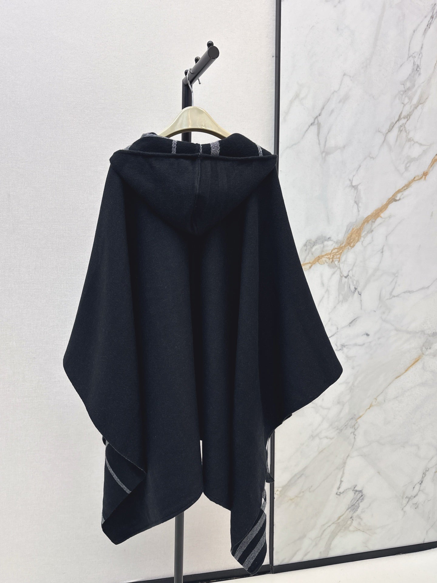 Bur NEW wool shawl cape