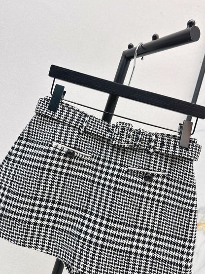 Sp NEW houndstooth culottes