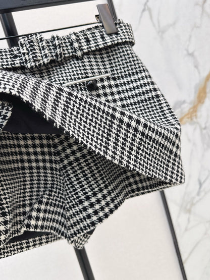 Sp NEW houndstooth culottes