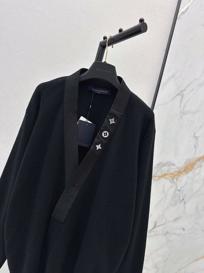 Louis NEW V-neck cardigan