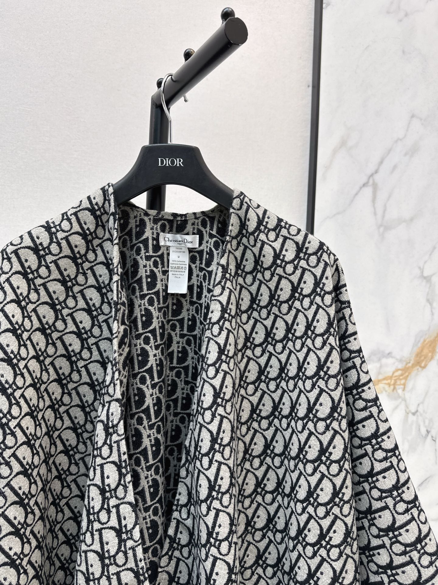 CD NEW Wool shawl cape