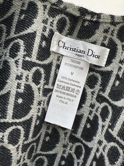 CD NEW Wool shawl cape