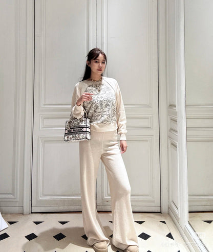 CD NEW Cashmere sweater