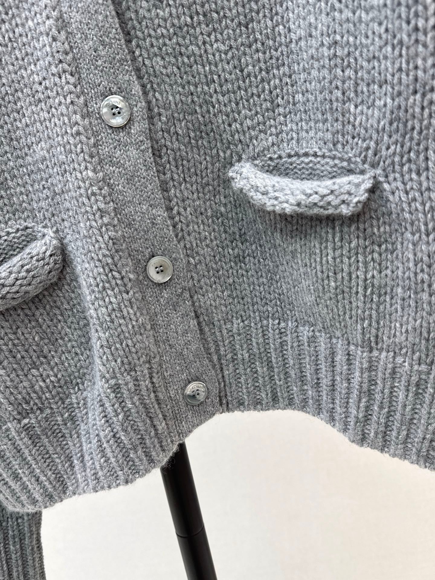 Ce1i NEW Cashmere cardigan