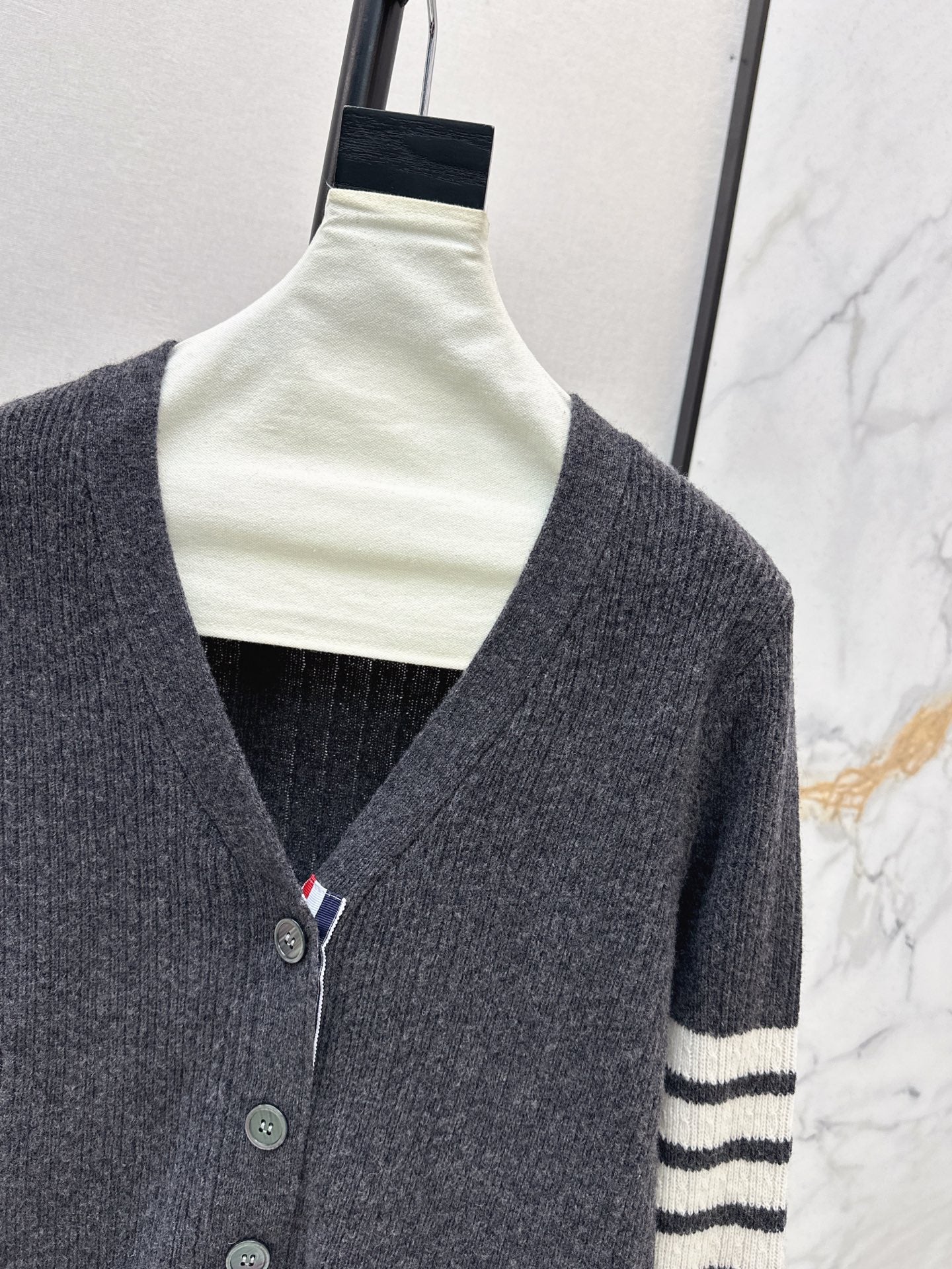 Thom NEW V-neck wool cardigan