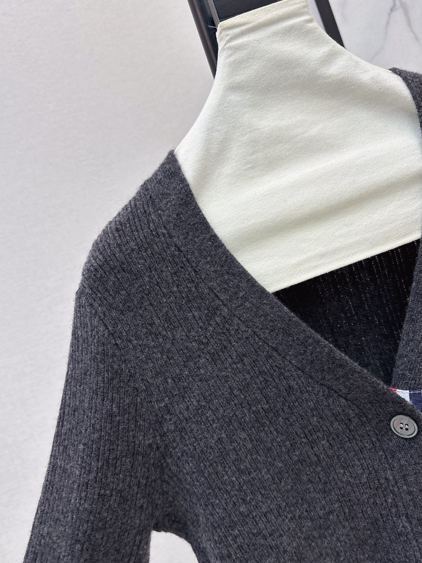 Thom NEW V-neck wool cardigan