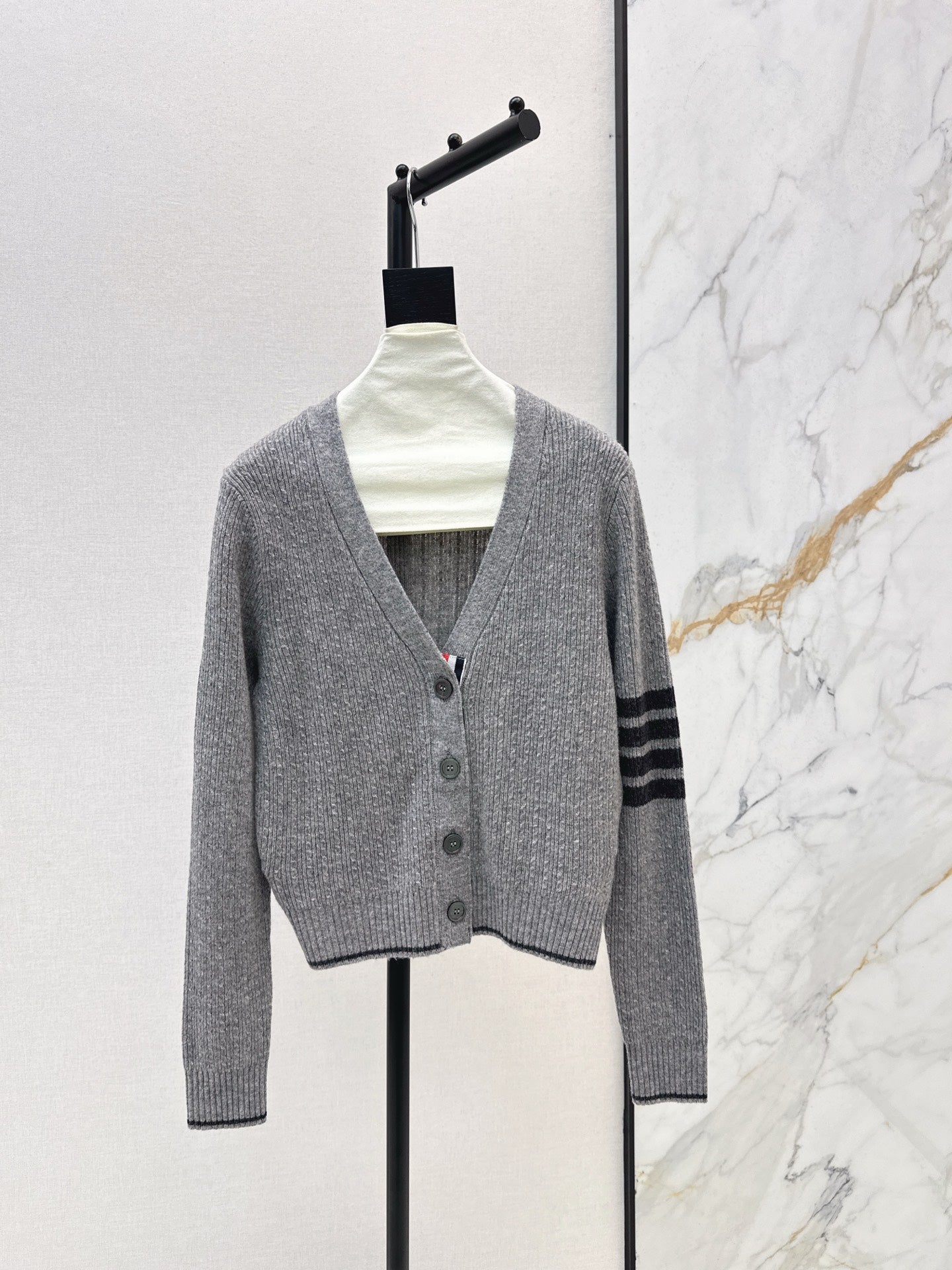 Thom NEW V-neck wool cardigan